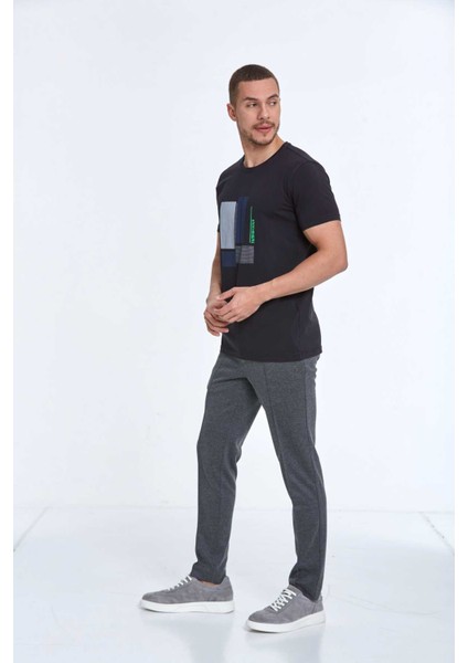 Axel Baskılı Erkek Tişört Siyah fırsatları