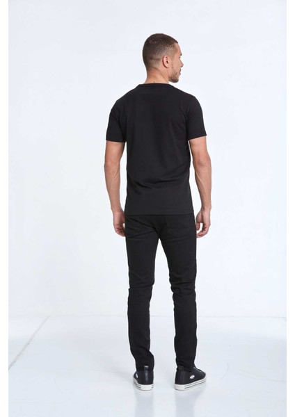 Gusta Baskılı Erkek Tişört Siyah indirimleri