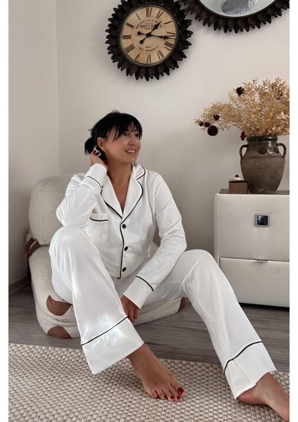 Beyaz Siyah Biyeli Pijama Takımı