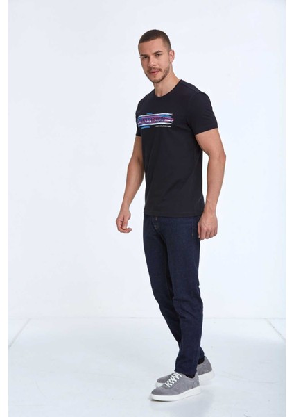 Quinn Baskılı Erkek Tişört Lacivert fırsatları