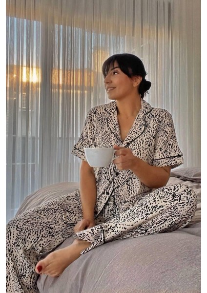 Dalmaçya Desenli Bürümcük Pijama Takımı