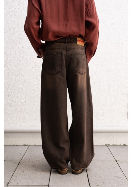 Baggy Fıt Kahverengi Jean modelleri