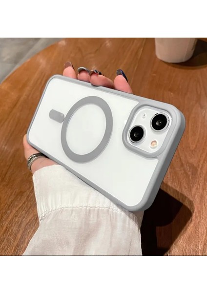 Apple iPhone 15 Uyumlu Magsafe Destekli Sert Silikon Kılıf