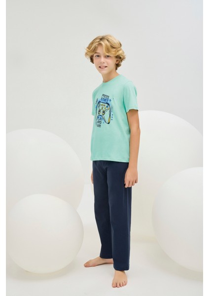 8808 Erkek Ç. Baskılı Pijama Takım