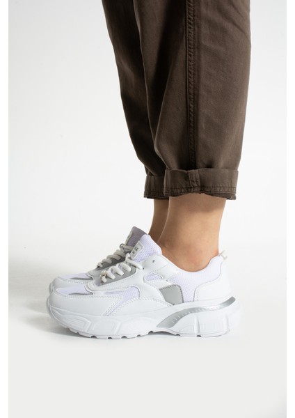 Babel Kadın Beyaz Günlük Spor Ayakkabı fırsatları