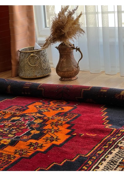 131 x 221 cm Büyük Boy Lacivert Kırmızı Renkli Dekoratif Yıkanabilir El Dokuma Antik Halı fırsatları