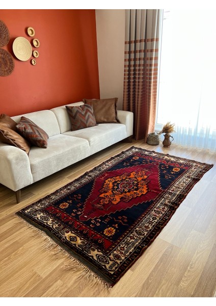 131 x 221 cm Büyük Boy Lacivert Kırmızı Renkli Dekoratif Yıkanabilir El Dokuma Antik Halı indirimleri