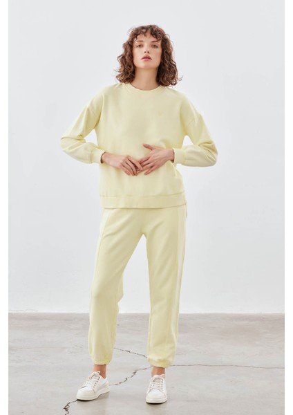 Kadın Pamuklu Yıkamalı Üç Iplik Uzun Kollu Sweatshirt modelleri