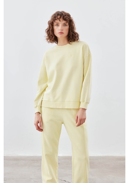 Kadın Pamuklu Yıkamalı Üç Iplik Uzun Kollu Sweatshirt indirimleri