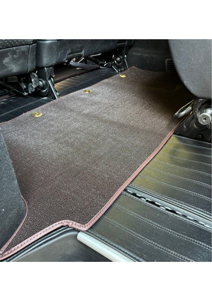 Mercedes Vito 2023 Sonrası Aracına Özel 8d Çift Katmanlı Havuzlu Paspas Takımı indirimleri