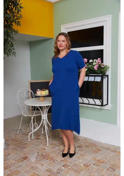 Asimetrik Kesim Sırt Kemer Detaylı Büyük Beden Elbise Saks modelleri