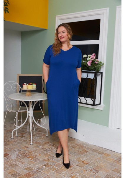 Asimetrik Kesim Sırt Kemer Detaylı Büyük Beden Elbise Saks fırsatları