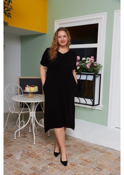 Asimetrik Kesim Sırt Kemer Detaylı Büyük Beden Elbise Siyah