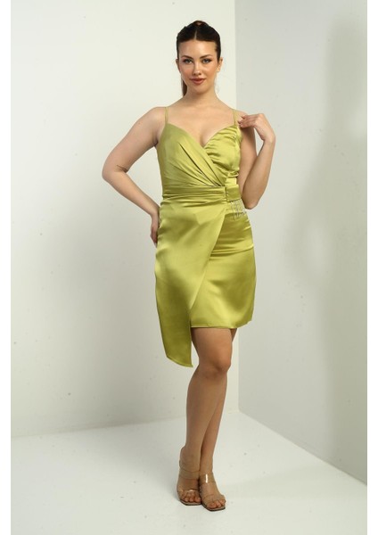 Kadın Ip Askılı Kruvaze Yaka Drapeli Beli Püsküllü Saten Kısa Elbise fiyatları