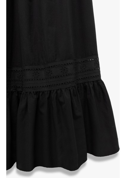 Pamuklu Dantel Detaylı Kare Yaka Uzun Askılı Elbise indirimleri