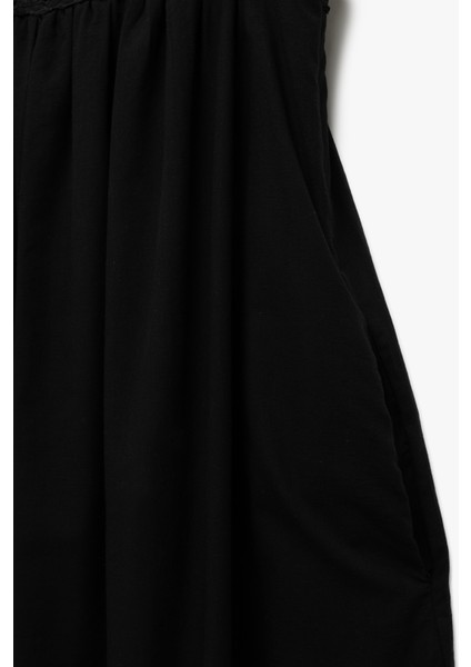 Pamuklu Dantel Detaylı Kare Yaka Uzun Askılı Elbise fırsatları