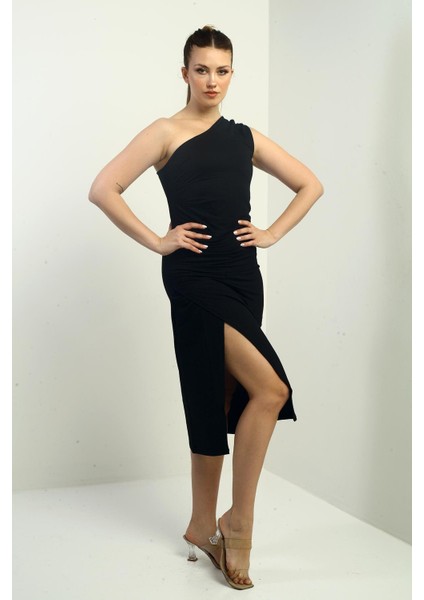 Kadın Tek Omuzlu Yırtmaçlı Büzgülü Midi Elbise fiyatları