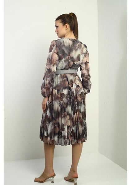 Kadın Kruvaze Yaka Beli Kemerli Astarlı Çiçek Desenli Pileli Midi Şifon Elbise fırsatları