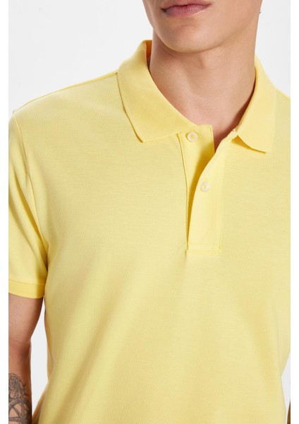 Erkek Slim Fit Dar Kesim %100 Pamuk Sarı Polo Yaka Tişört fırsatları