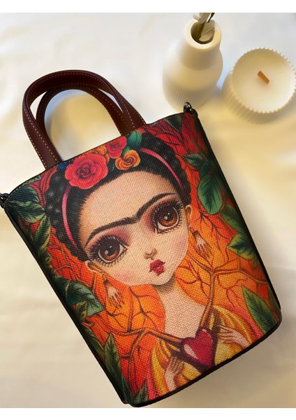 Bohem-Kova Model Frida Kahlo Temalı Uzun ve Kısa Askılı Çanta fiyatları