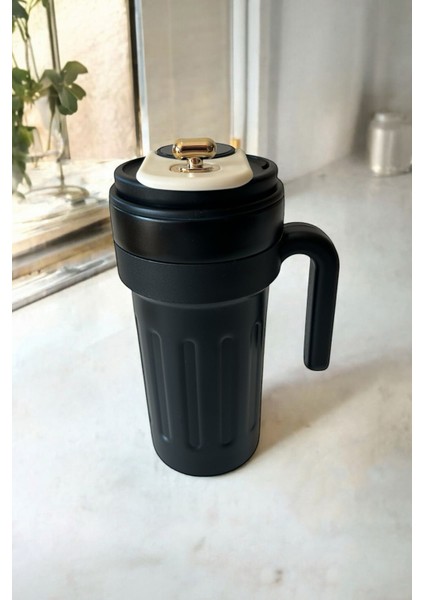 Dijital Sıcaklık Göstergeli 700ML Sızdırmaz Vakumlu Ergonomik Saplı Paslanmaz Çelik Termos Bardak