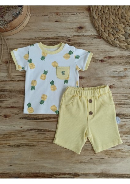 Yenidoğan Erkek Bebek Yazlık Kısa Kollu & Şortlu Takım - Ananas Desenli & Sarı 2'li Alt Üst Takım