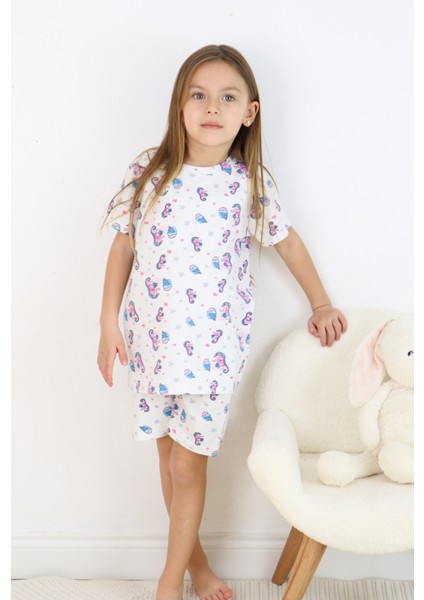 Kız Çocuk Pamuklu Penye Kumaş Baskılı Şortlu Pijama Takımı