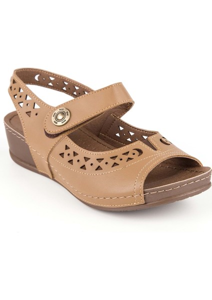 Terra Anatomik Taban Topuklu Kadın Sandalet fiyatları