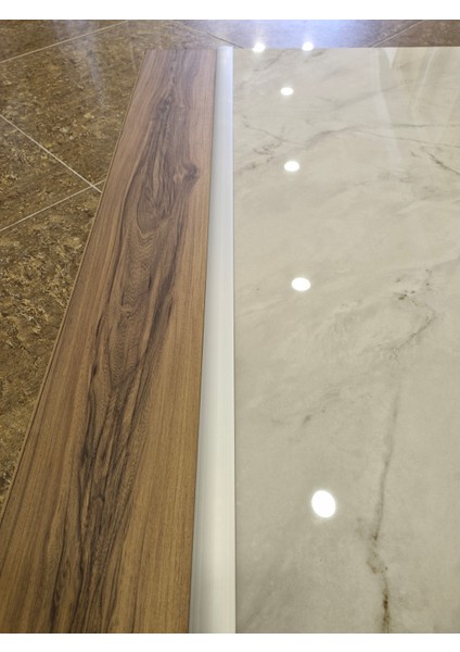 Parke Eşik Çıtası Kendinden Silikonlu Yapışkanlı Alüminyum Profil 90 Cm/3 Adet.
