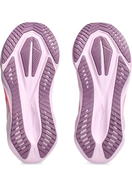 Novablast 5 Kadın Beyaz Koşu Ayakkabısı 1012B765-101 indirimleri