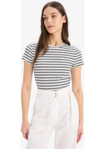 Fitted Bisiklet Yaka Çizgili Fitilli Kaşkorse Kısa Kollu Tişört K1965AZ25SM modelleri