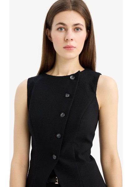 Regular Fit Bisiklet Yaka Düğmeli Yelek E7233AX25SP fırsatları