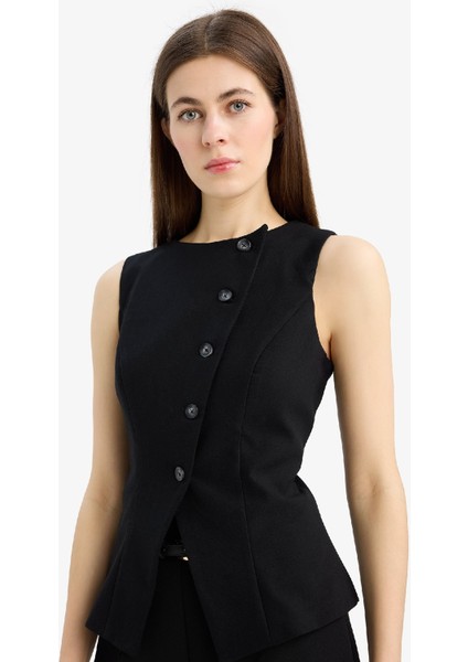 Regular Fit Bisiklet Yaka Düğmeli Yelek E7233AX25SP