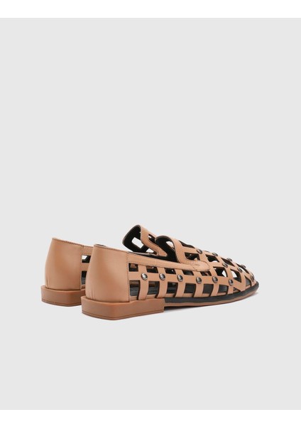 Nadzeya Hakiki Deri Kadın Bej Sandalet fırsatları