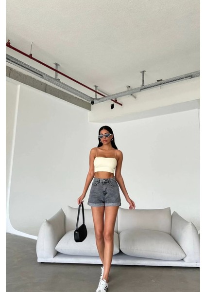 Butik Yüksek Bel Duple Paça Likralı Pamuk Kot Sort