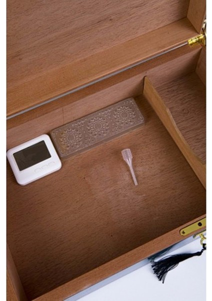 Küba Bayraklı Humidor PHUM0198 modelleri