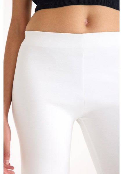 Rahat Kalıp Bol Paça Kadın Pantolon fırsatları