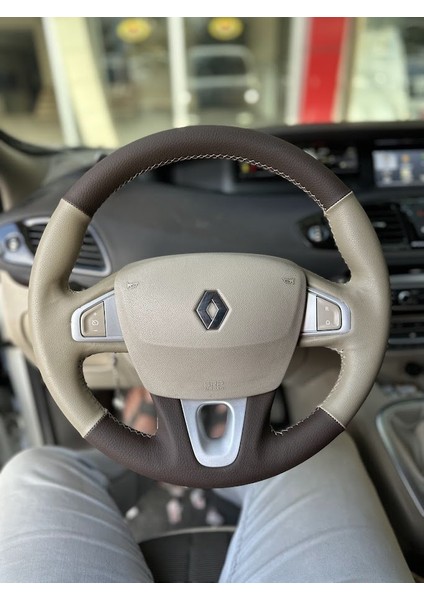 Renault Fluence Tuşlu Araca Özel Direksiyon Kılıfı (Açıklamayı Okuyunuz)