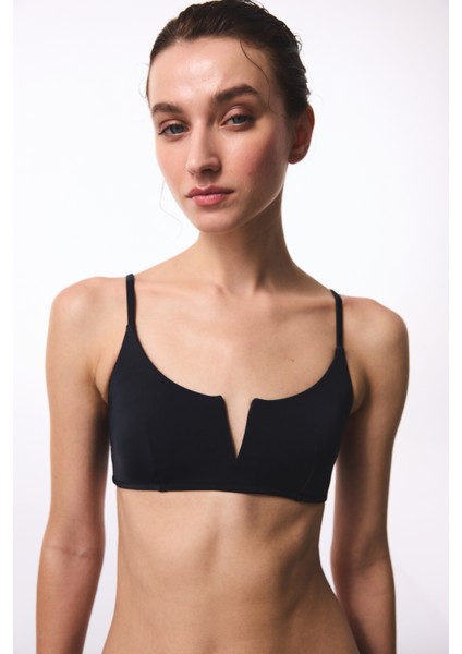 Siyah V Kesim Balenli Bikini Üstü