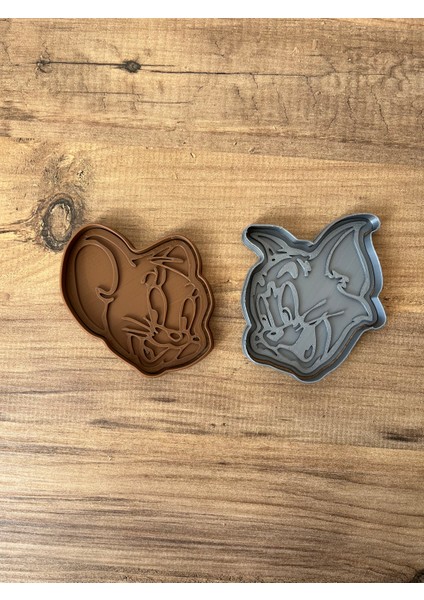 Tom ve Jerry Şeklinde Kurabiye Kalıbı ve Damga Kesici Seti modelleri