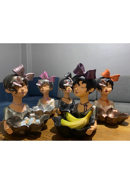 Sunumluk Kelebekli Kız Yükseklik:32 cm