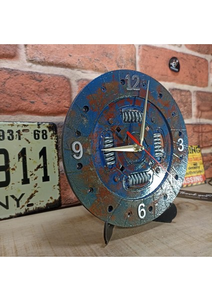 Enteresan Araba Parçası Masa ve Duvar Saati fiyatları