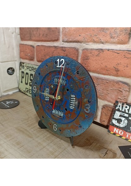 Enteresan Araba Parçası Masa ve Duvar Saati modelleri
