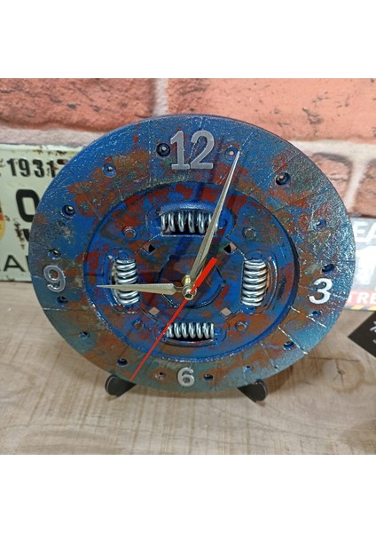 Enteresan Araba Parçası Masa ve Duvar Saati fırsatları