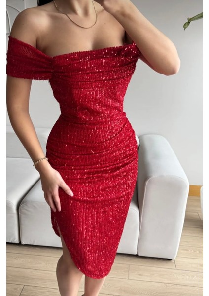 Degaje Yaka Midi Boy Astarlı Payetli Yırtmaç ve Drape Detaylı Elbise