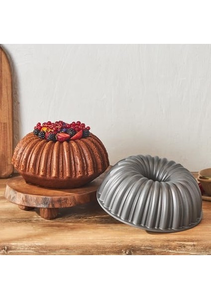 Cake Pro Dilimli Antrasit Döküm Kek Kalıbı modelleri