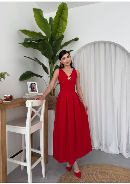 Yıldız Aksesuar Detaylı Atlas Pileli Kalın Askılı Kadın Elbise modelleri