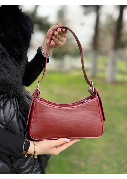 Bordo Kadın Baget Ayarlanabilir Askılı Şık El ve Omuz Çantası fırsatları