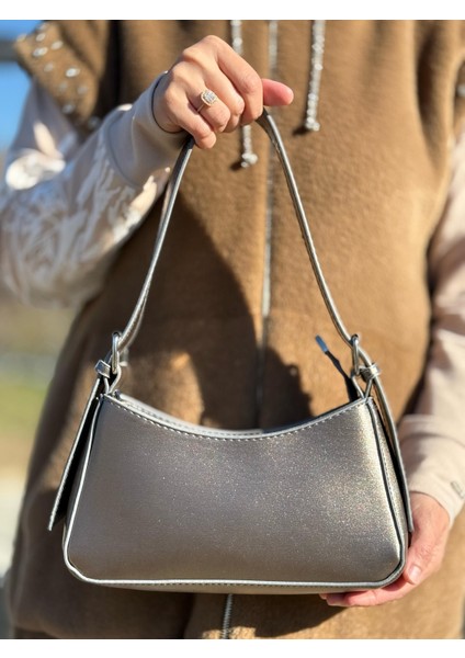 Gri Kadın Baget Ayarlanabilir Askılı Şık El ve Omuz Çantası