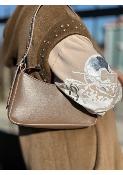 Koyu Vizon Kadın Baget Ayarlanabilir Askılı Şık El ve Omuz Çantası fiyatları